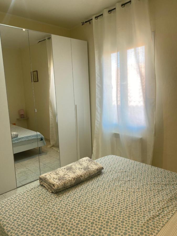 La Casa Del Giglio Hotel Albenga Bagian luar foto